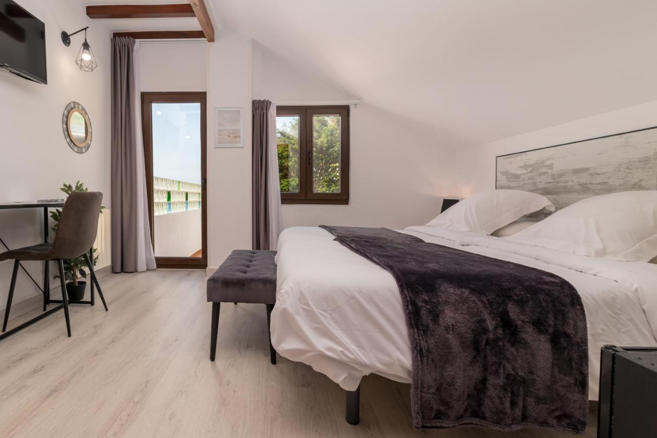 Hotel Sanmar Cóbreces Kültér fotó