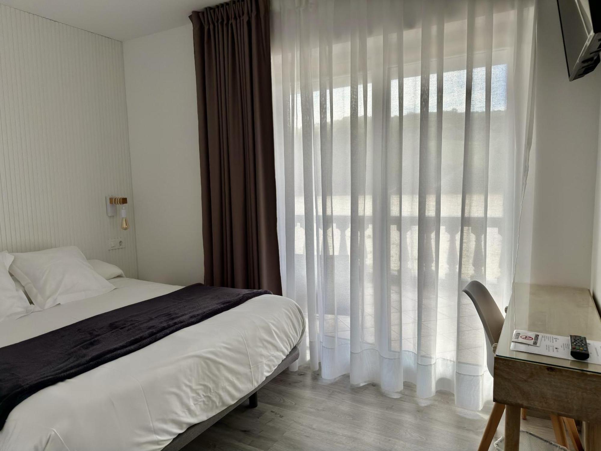 Hotel Sanmar Cóbreces Kültér fotó